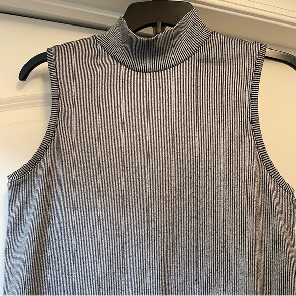 French Connection pin stripe knit sweater vest w/ chiffon drape vest size S - Picture 15 of 16